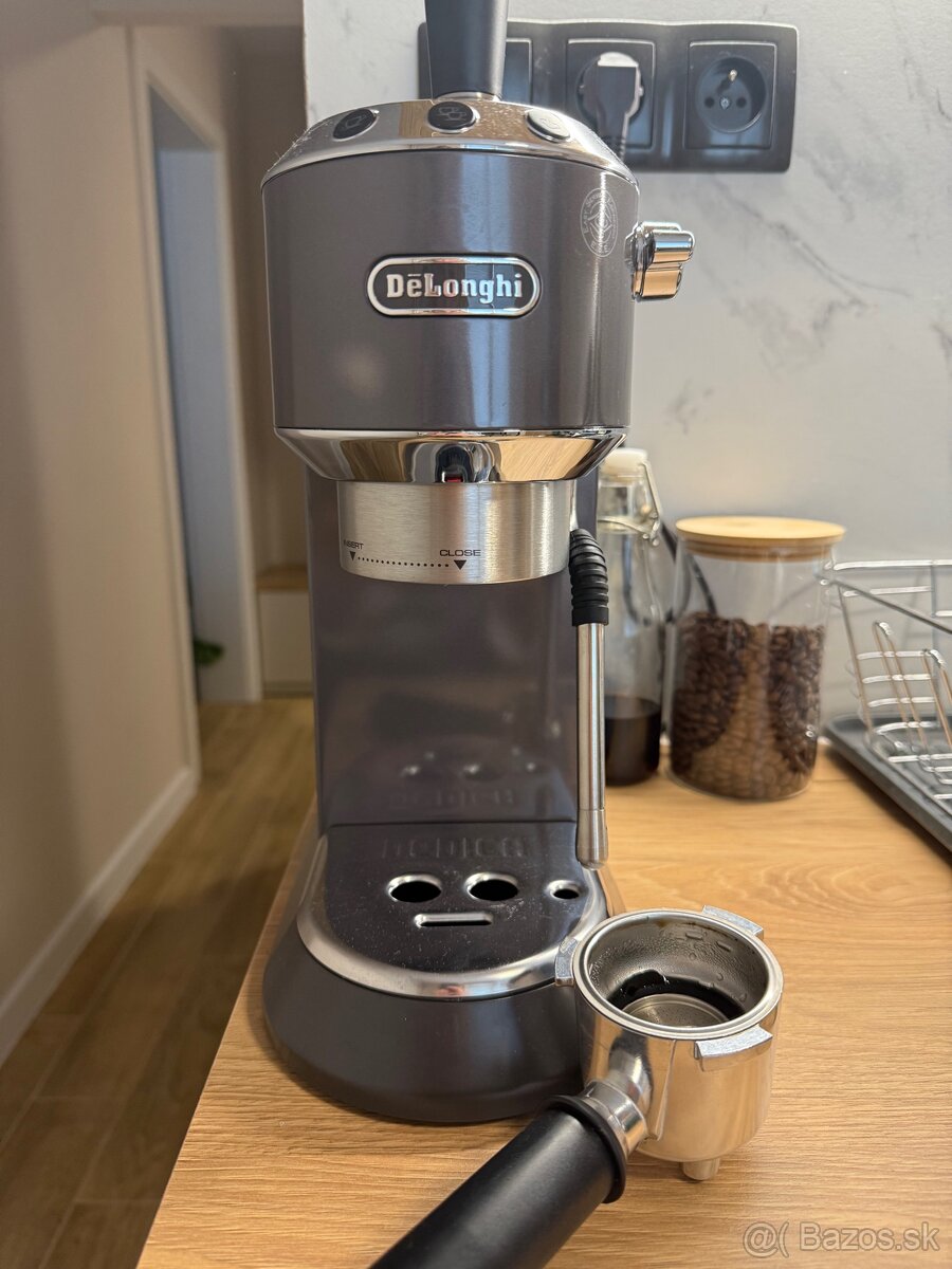 De longhi kavovar