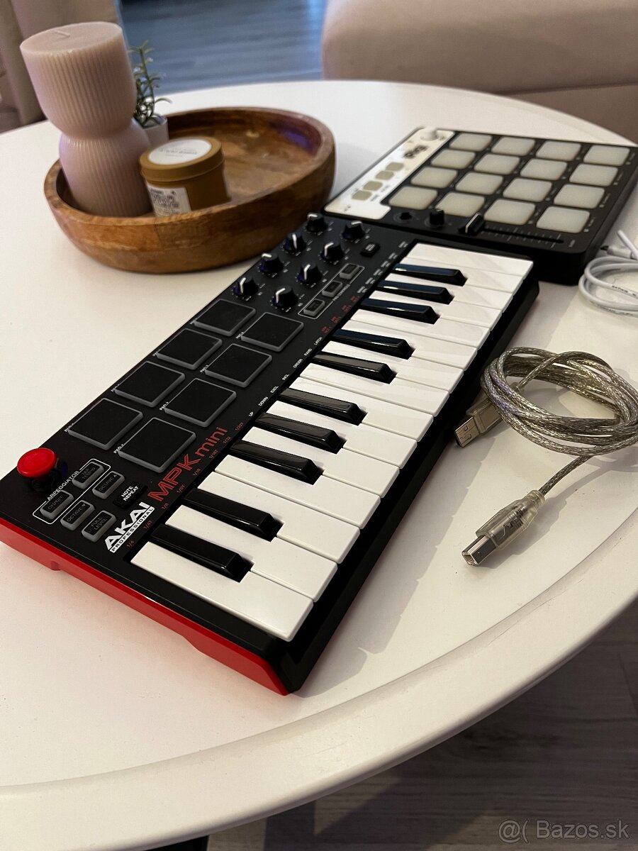 Akai MPk mini 2GEN IK Multimedia iRig Pads