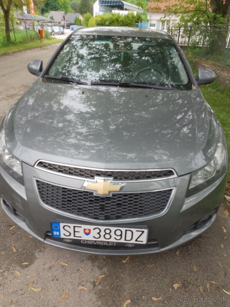 Predám Chevrolet cruze 2010