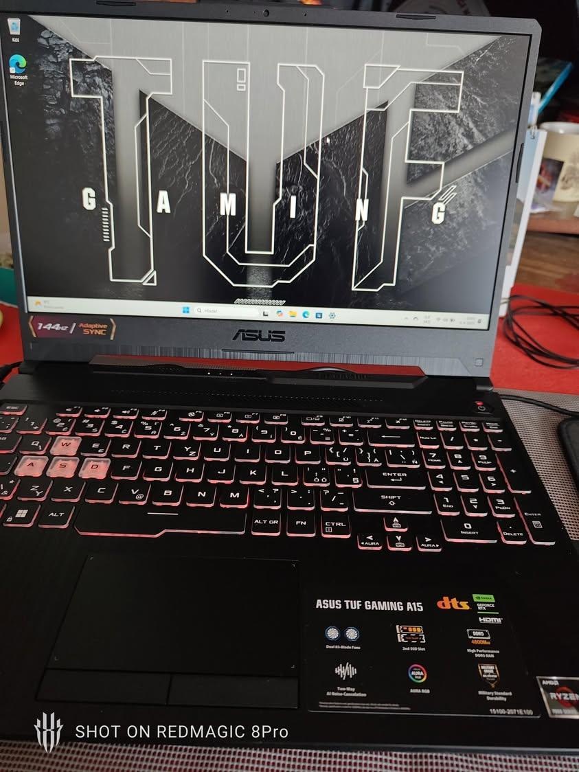 AsusTuf Gaming A15 +Monitor Lenovo +Klávesnica Rapture