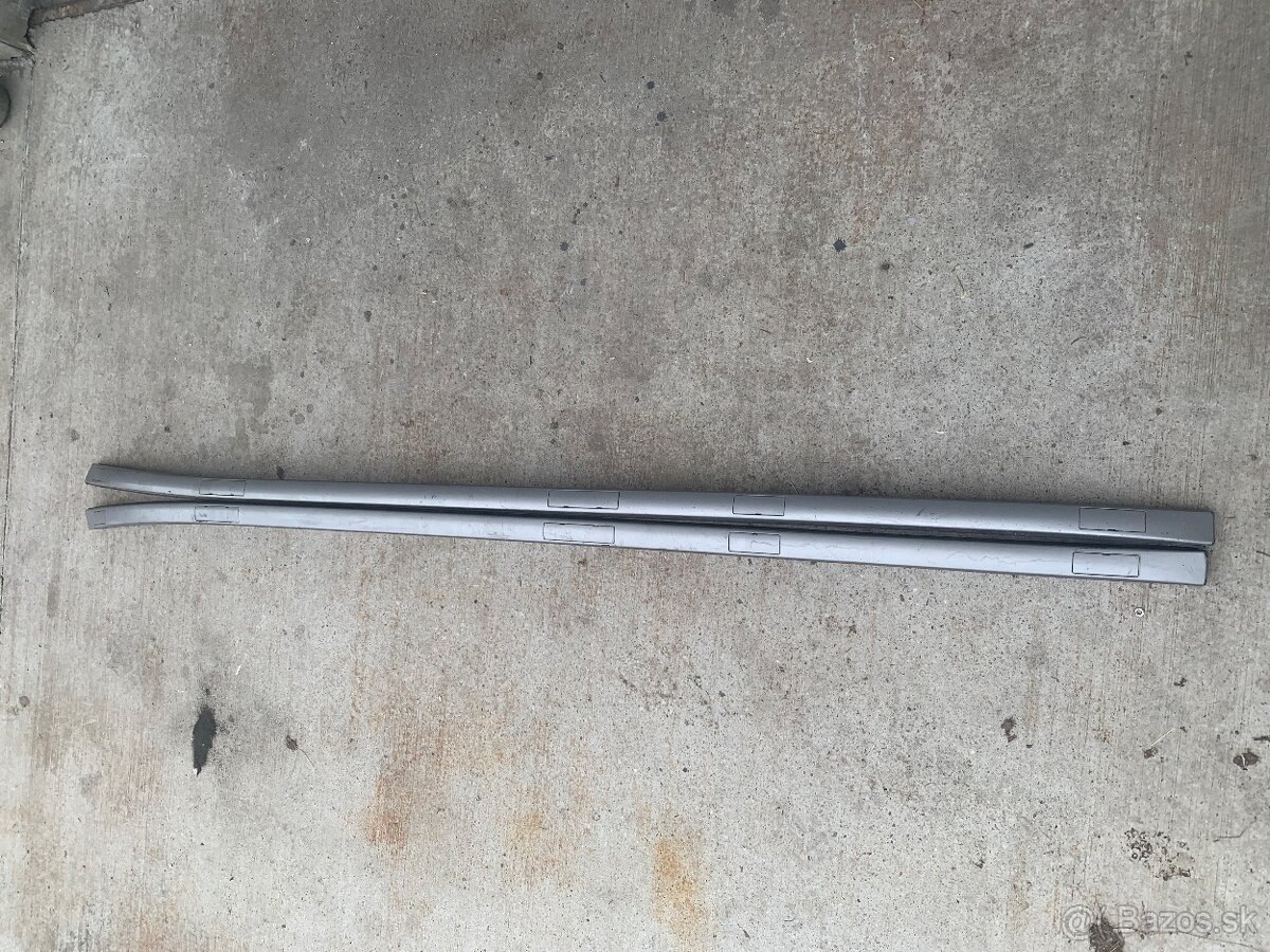 HYUNDAI I40 Comb strešné nosiče