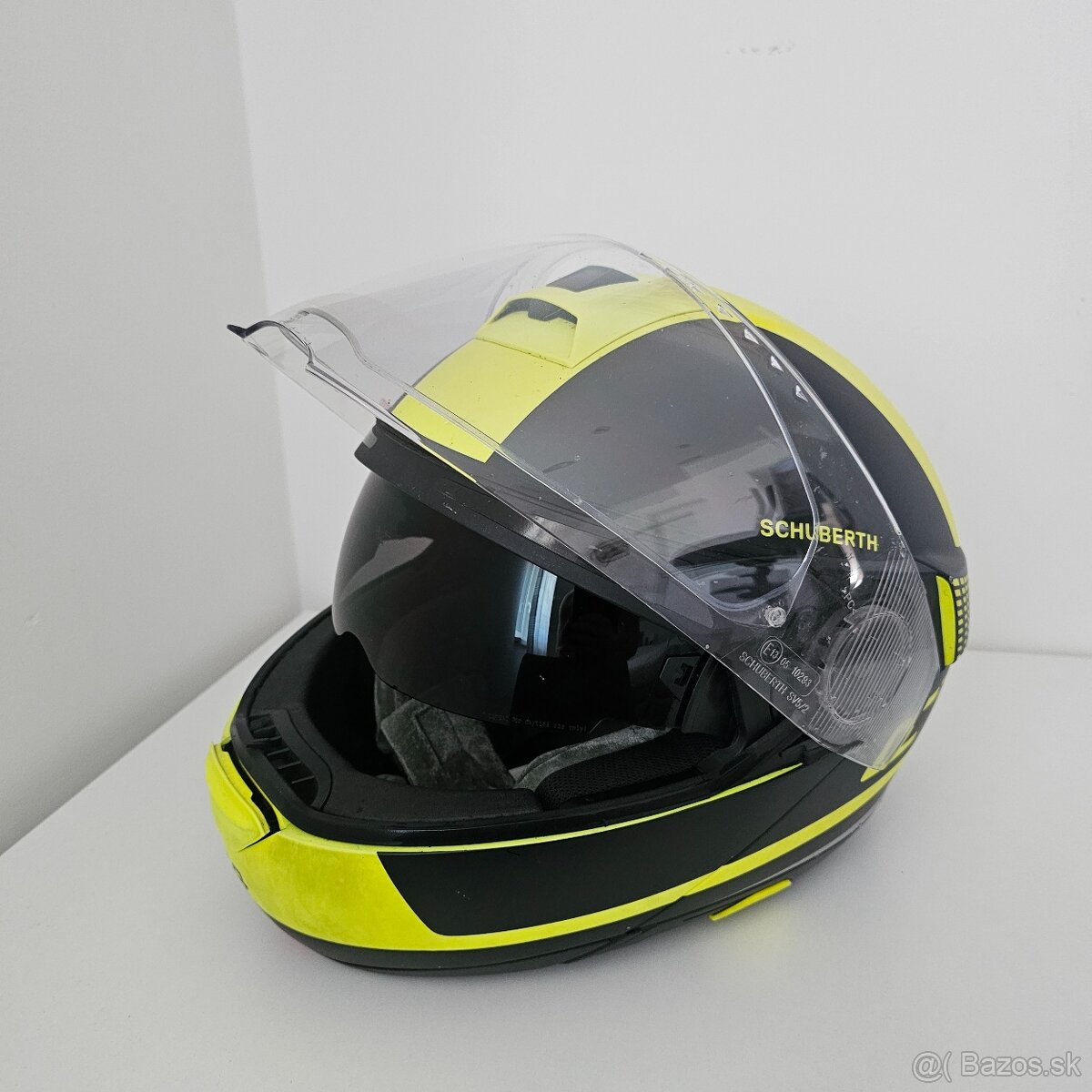Schuberth C4 PRO XL