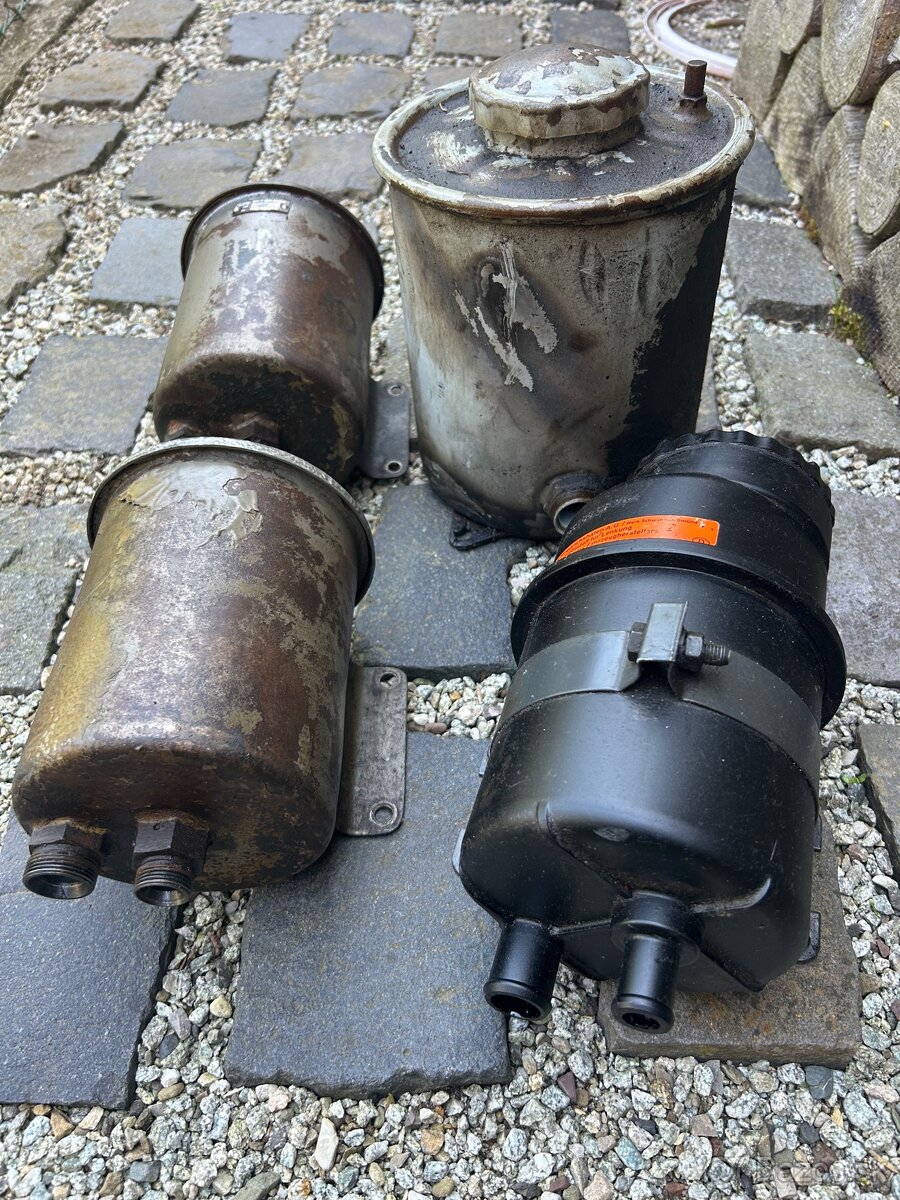 Nádržky na servoriadenie Liaz, Tatra, Zetor