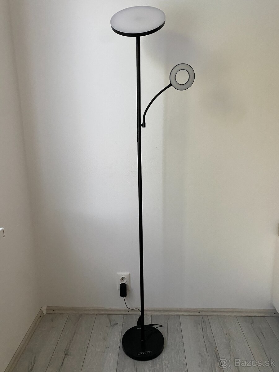 Dvojitá stojanová interiérová LED lampa