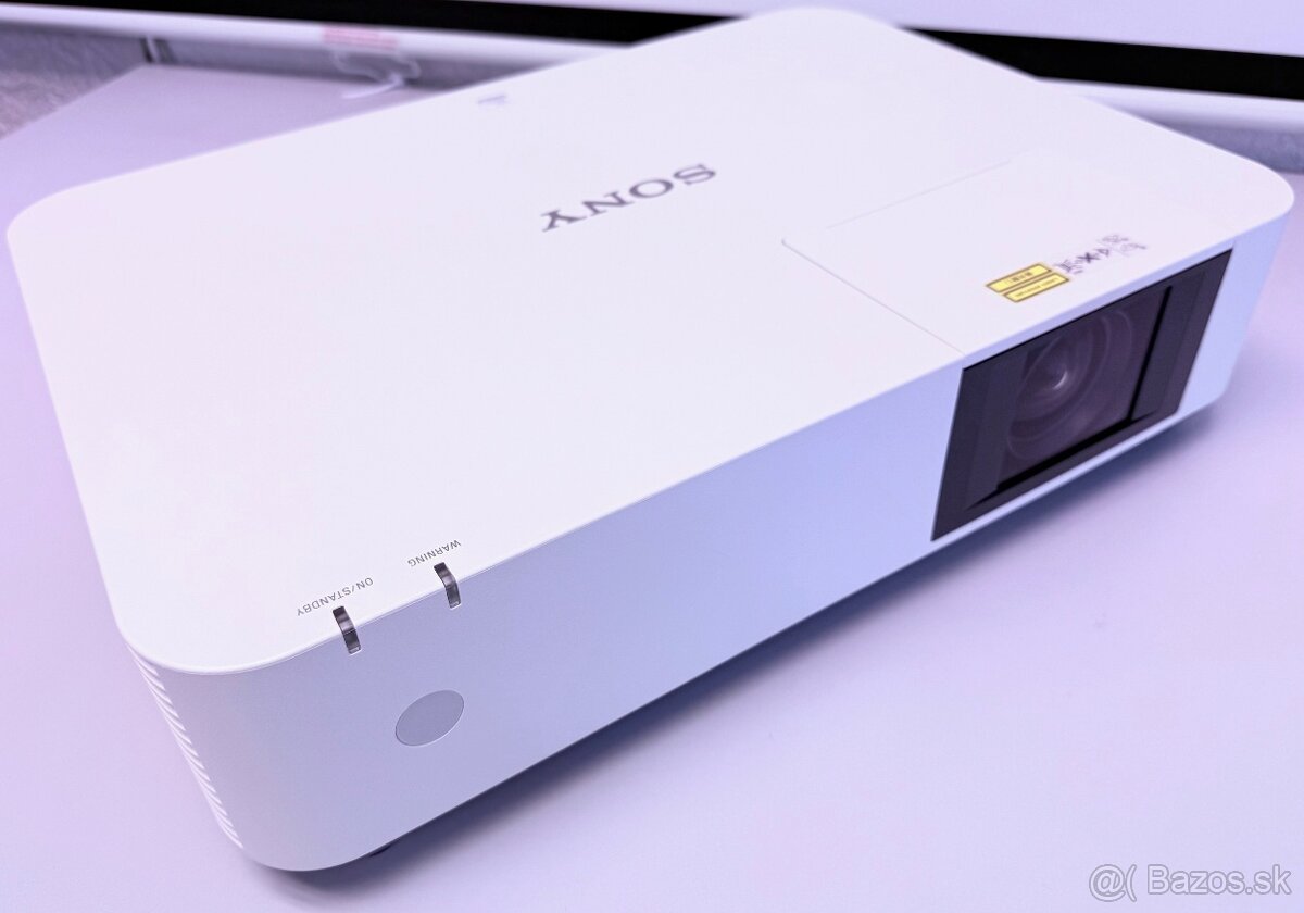 Sony VPL-PHZ10 3LCD laser-5000ANSI, 1920x1200, 500 000:1-top