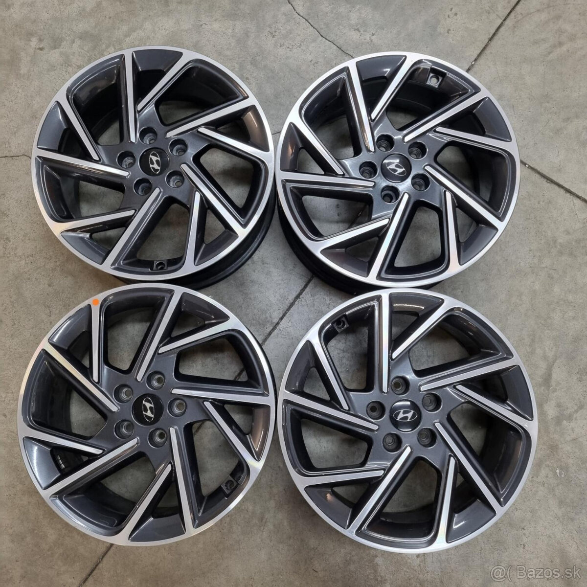 Hliníkové Hyundai disky 5x114.3 R18 7,5J ET55