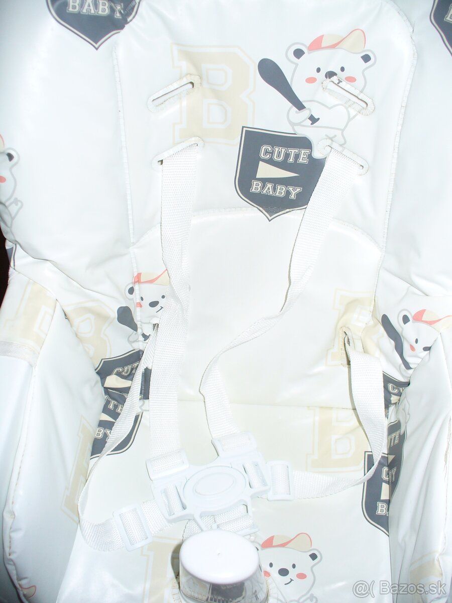 detská stolička na jedenie