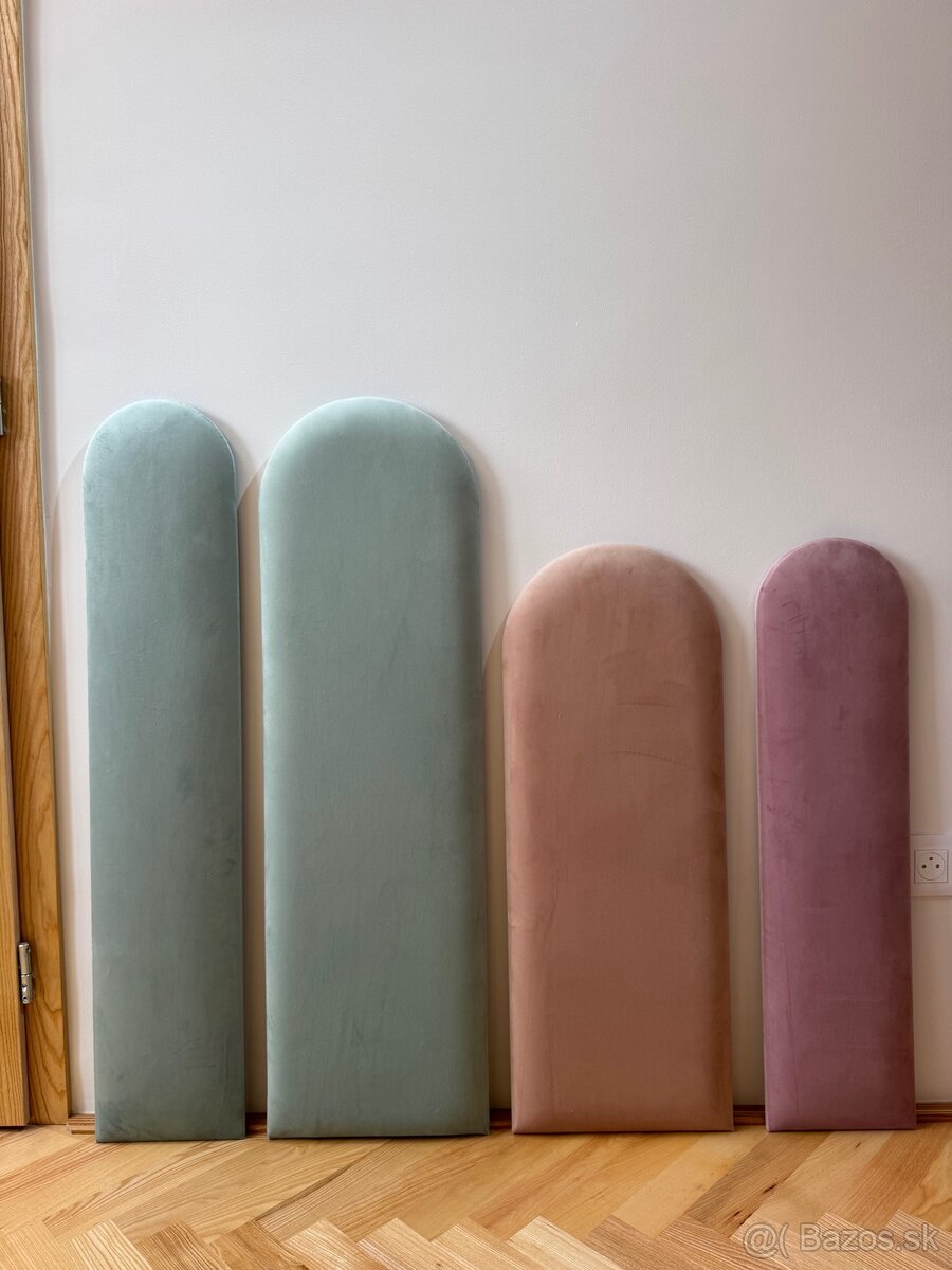 Čalunený obklad/panel na stenu za posteľ