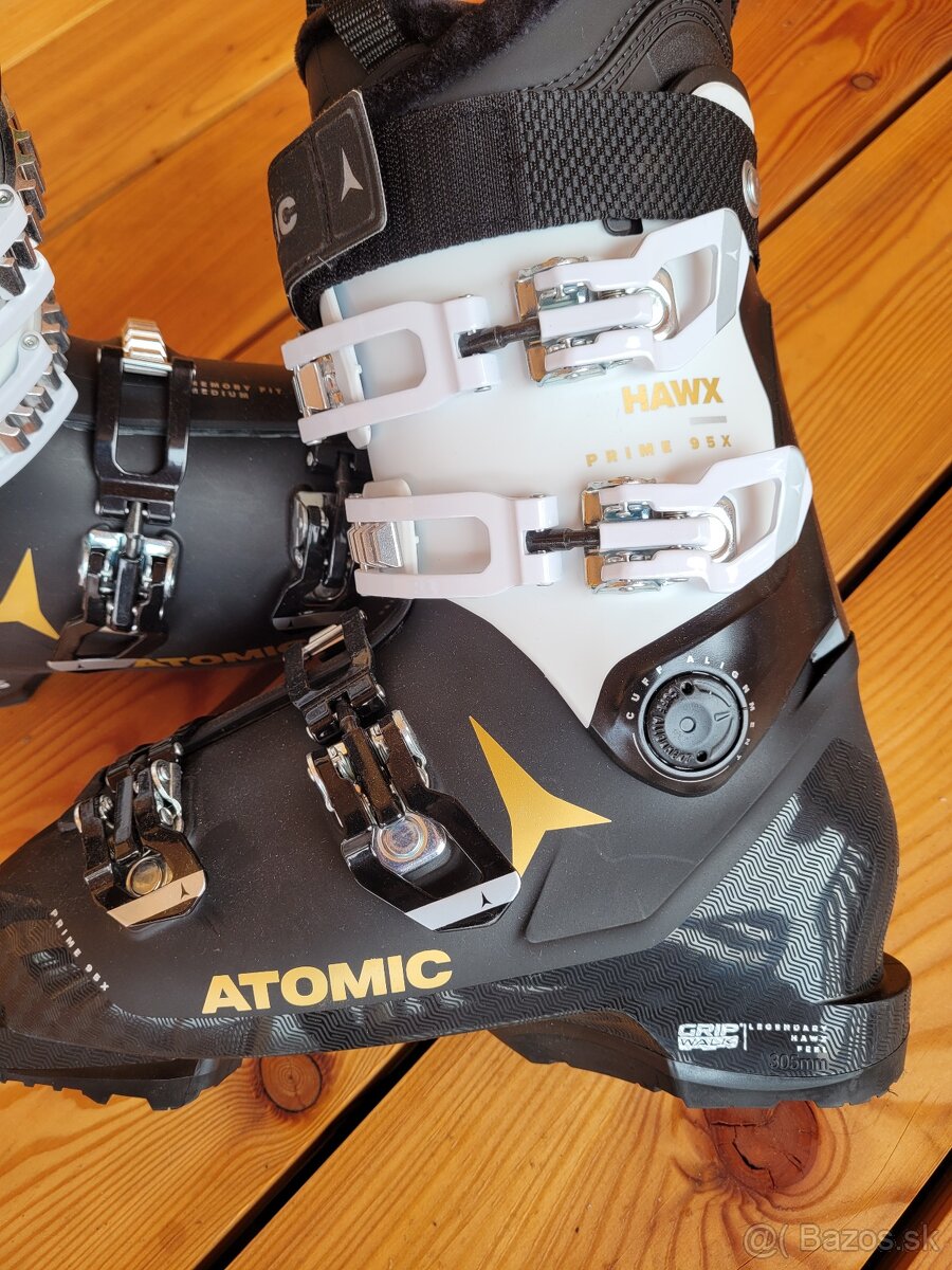 Lyžiarsky set, čisto nový.