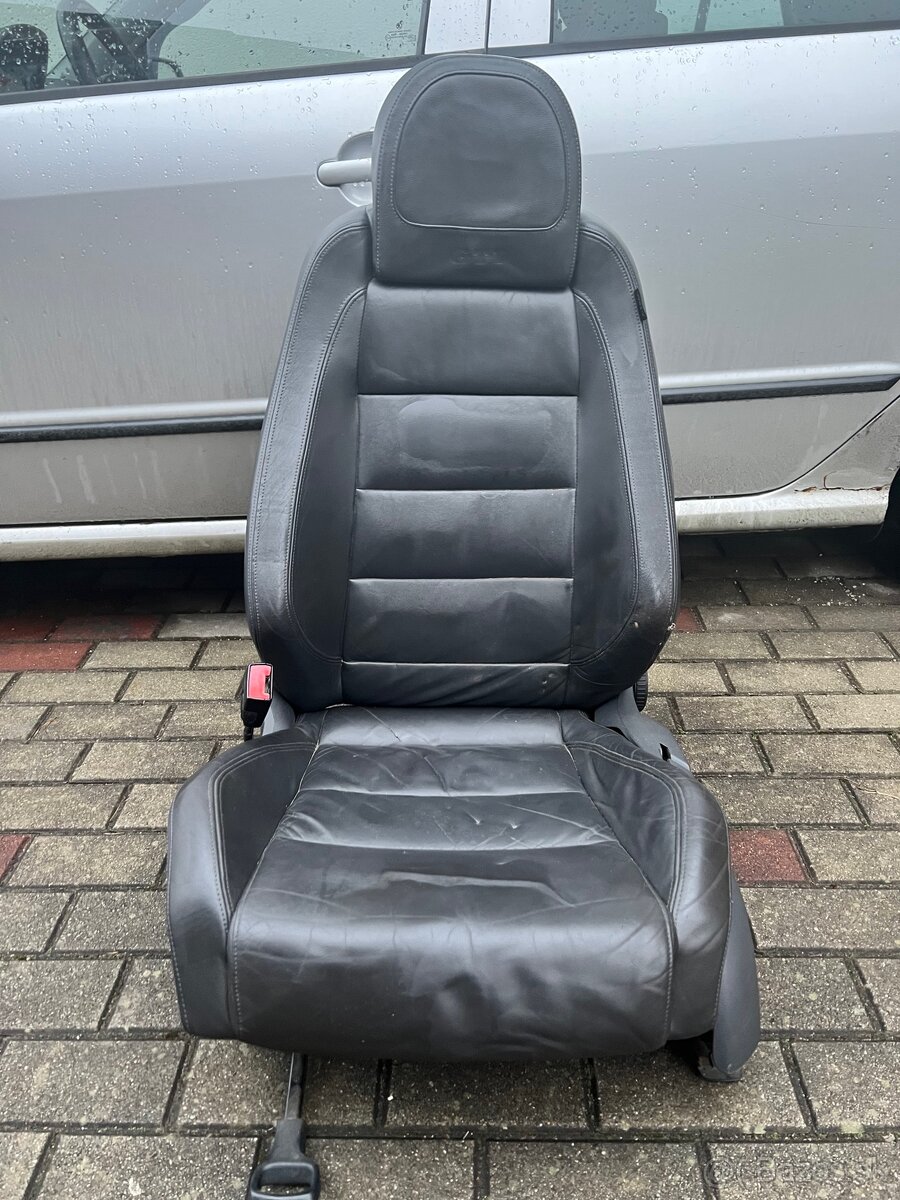 vw golf 5 gti soferova sedacka