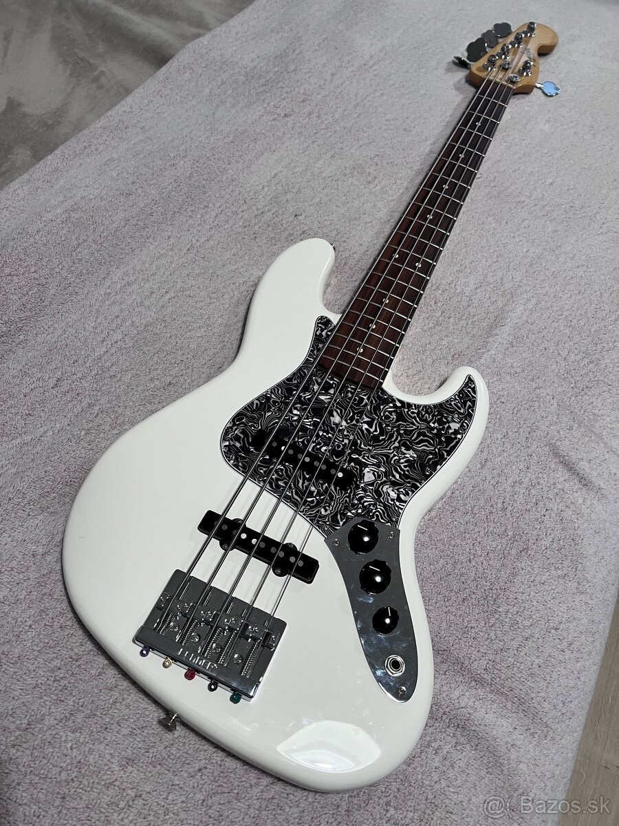Fender Jazz Bass player series V PF polar white