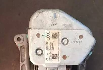 Zamok volantu audi a6 4F, Q 4F0905852 J518