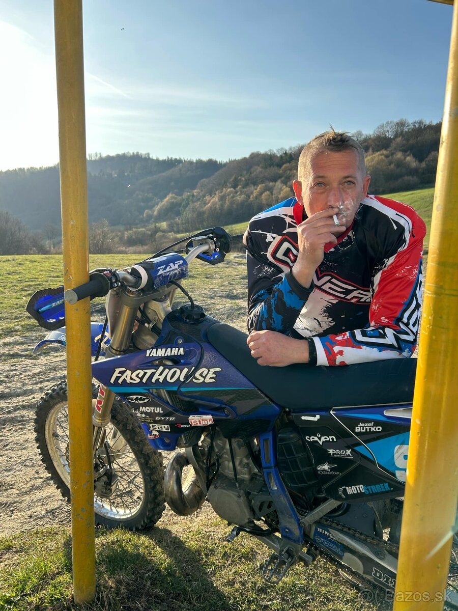 Kúpim zadretu Yamaha yz 250