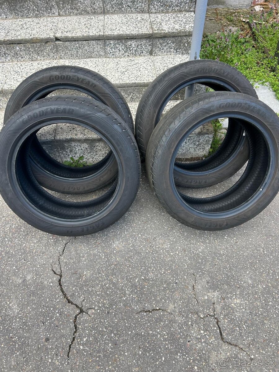 Goodyear 225/45 R17