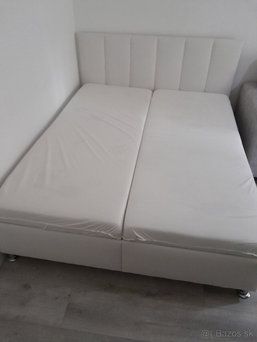 Posteľ 160x200