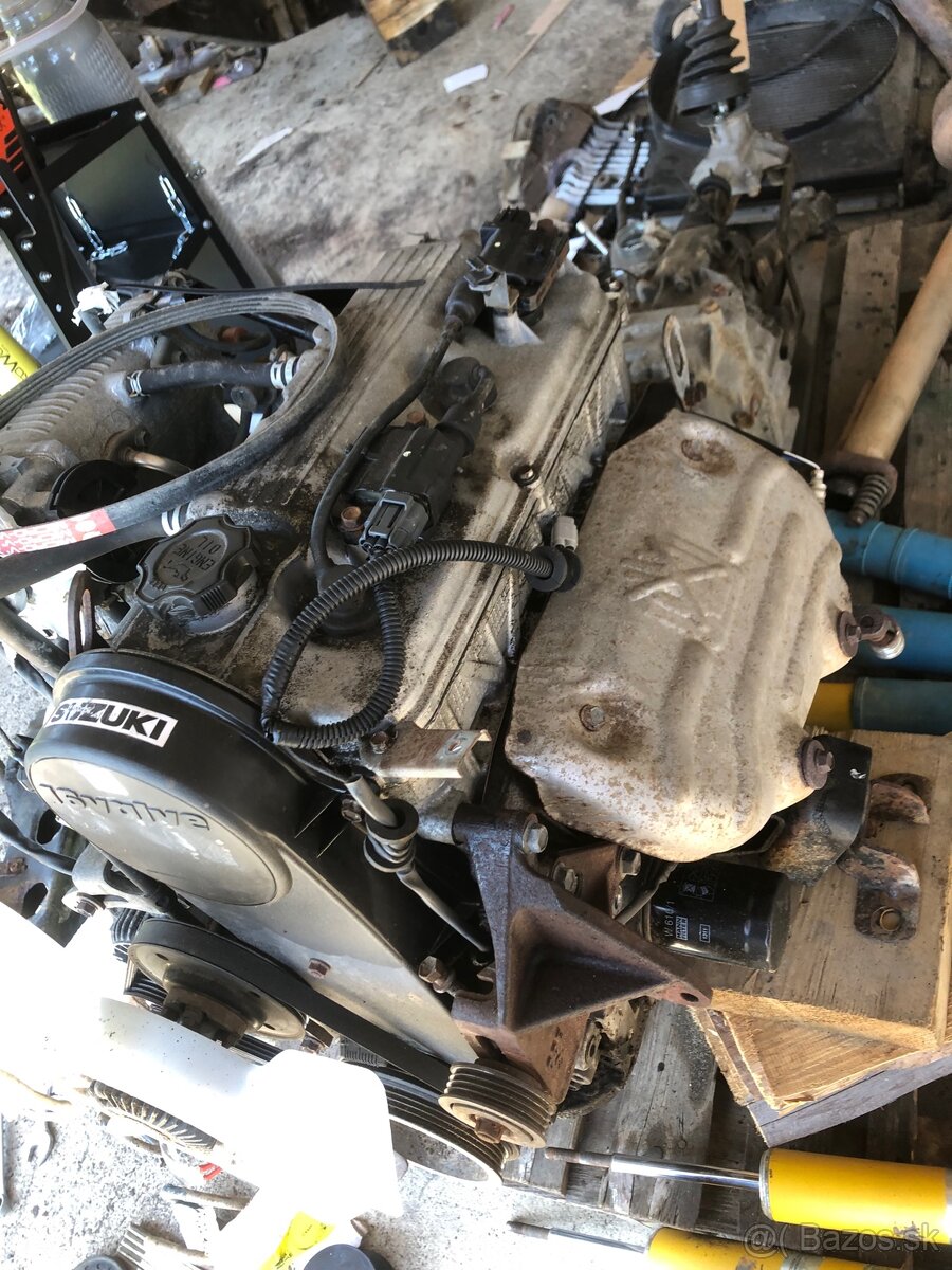 Motor suzuki jimny 1.3