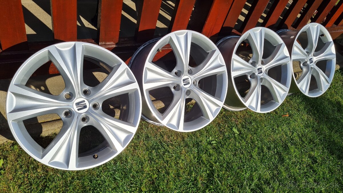 ALU disky Seat R17 5x112