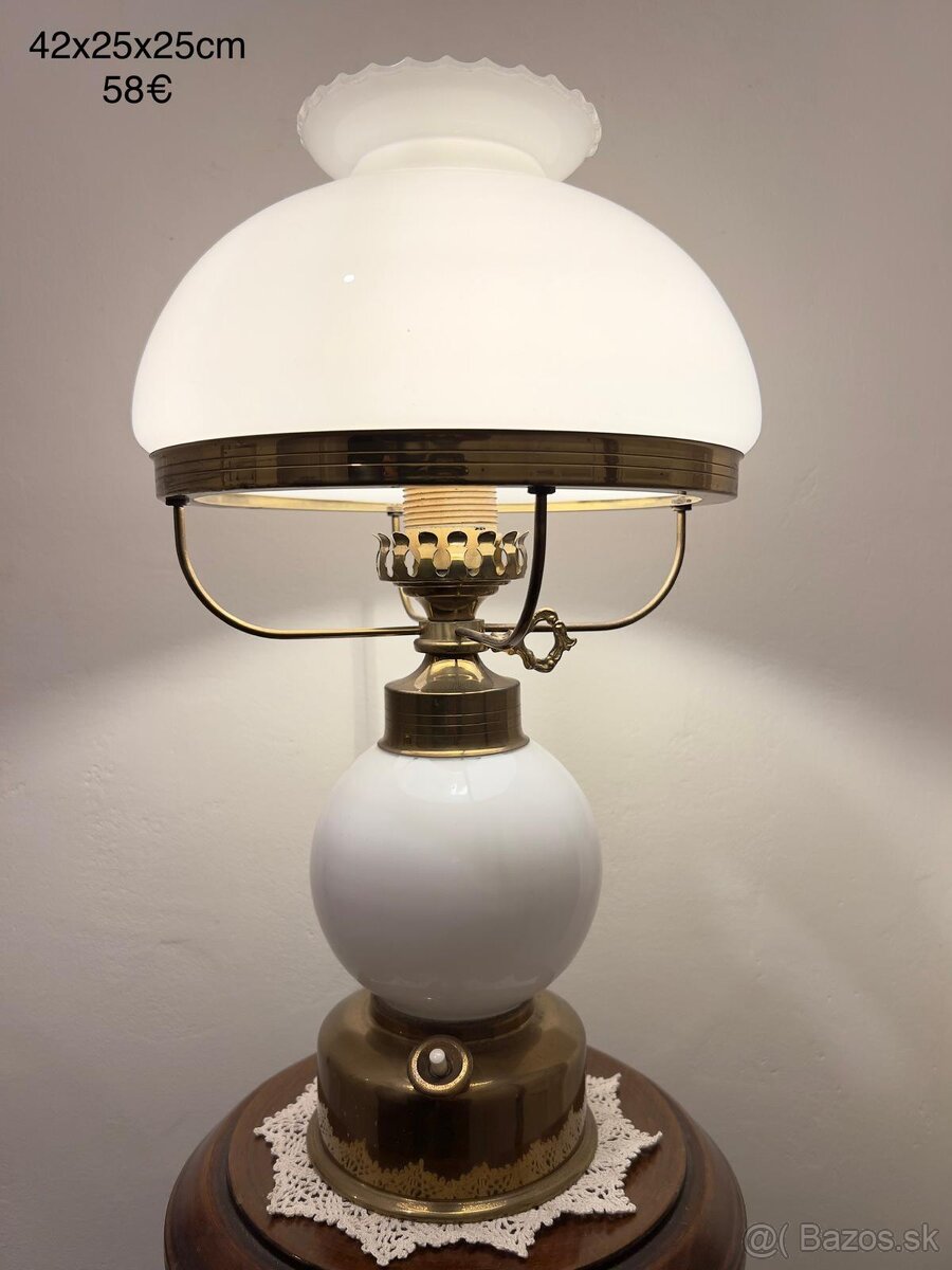 Stolova lampa