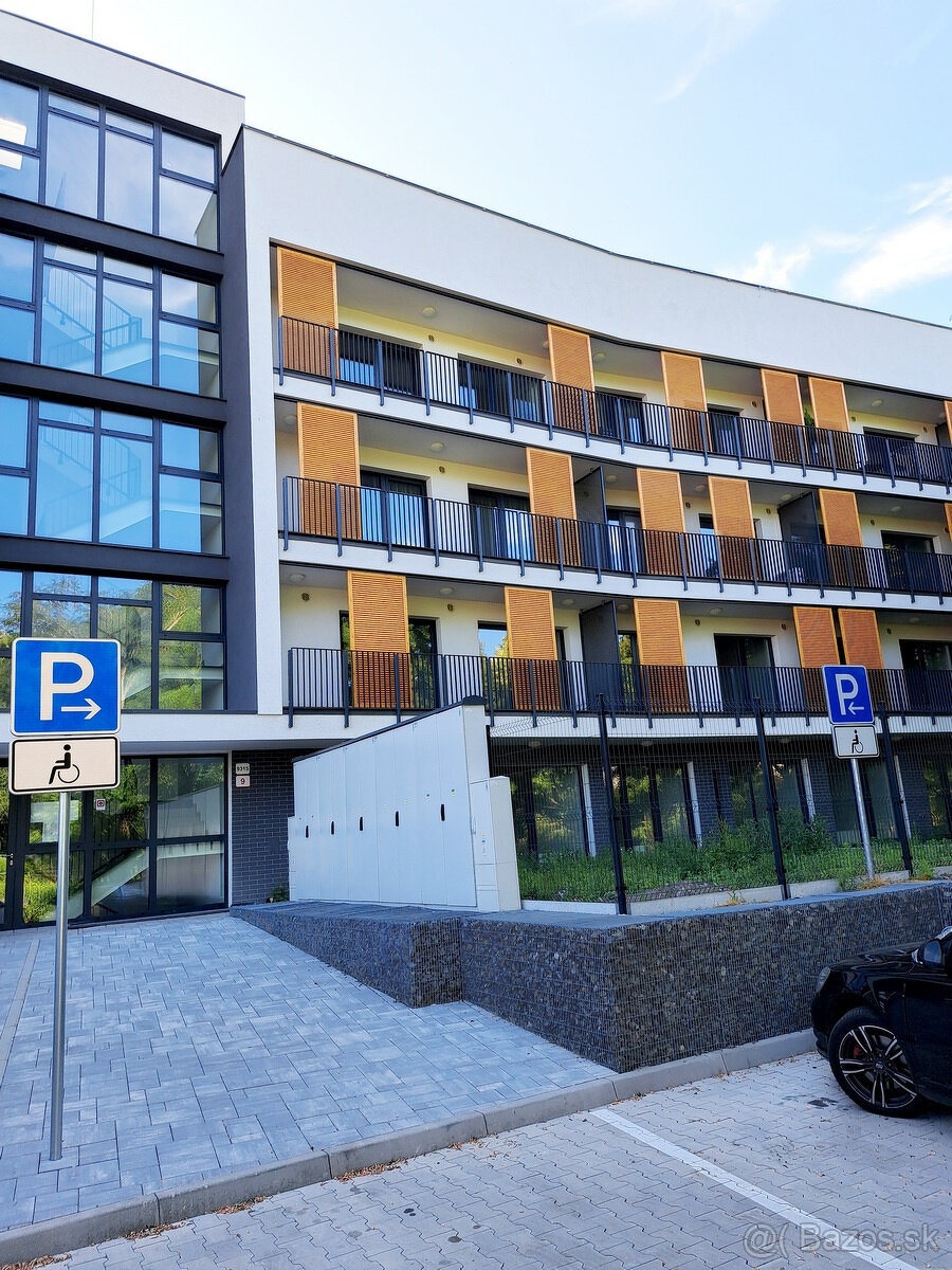 Ponúkame na prenájom 2-izbový byt v Záhorskej Bystrici