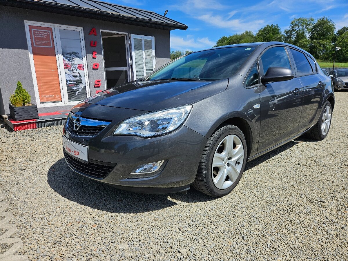 OPEL ASTRA 1.4i TURBO 88KW