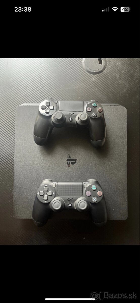 🎮 PS4 Slim 500GB + 2 ovládače + Gran Turismo 7 + FIFA 23