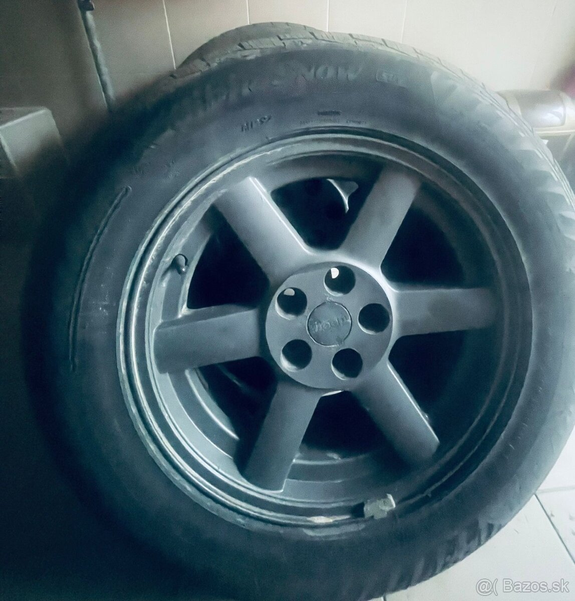 Predám elektróny na jeep r17