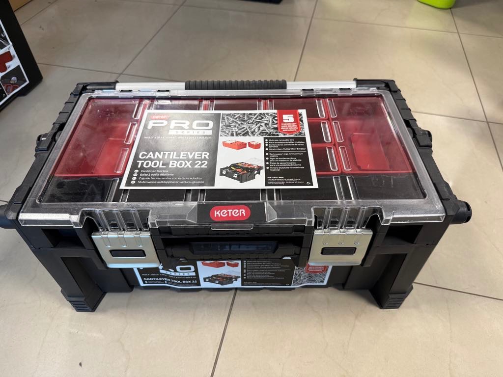 Keter pro kufrik na naradie