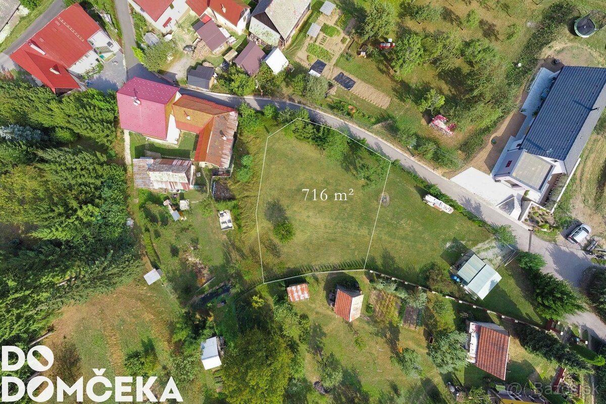 DO DOMČEKA | Slnečný stavebný pozemok s pekným výhľadom, Krí