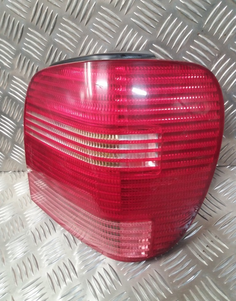Zadné svetlo - VW POLO 6N