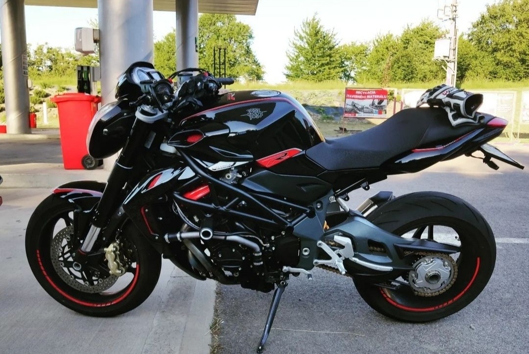 Mv Agusta Brutale 1090R