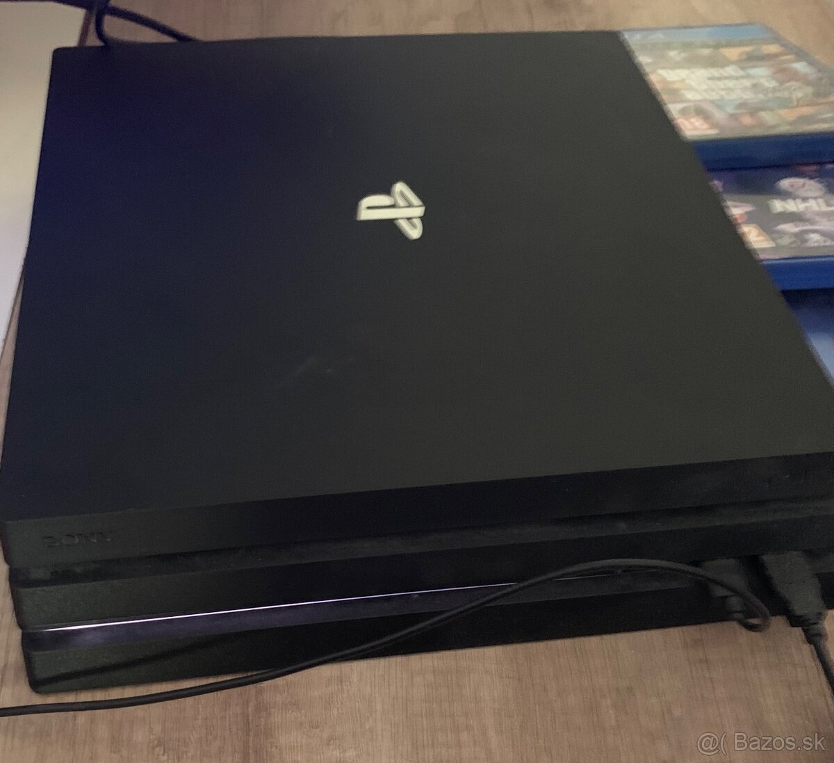 Predám PS4
