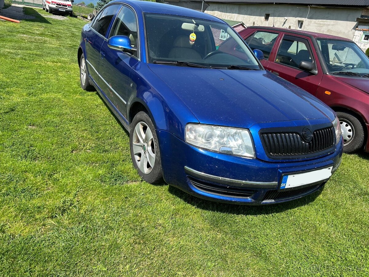 Škoda superb 2.8 Náhradné diely