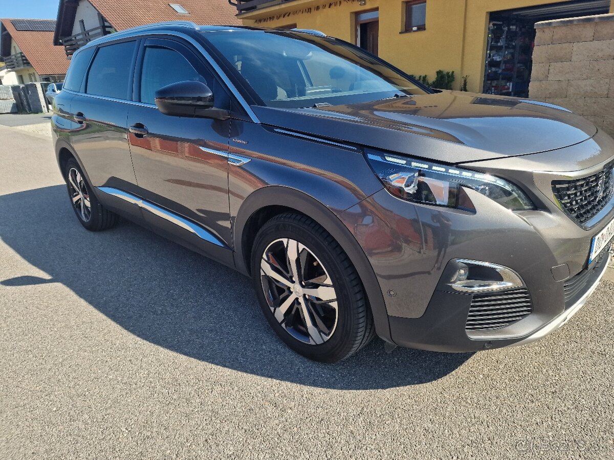 Predám Peugeot 5008 GT, FULL VÝBAVA, TOP STAV