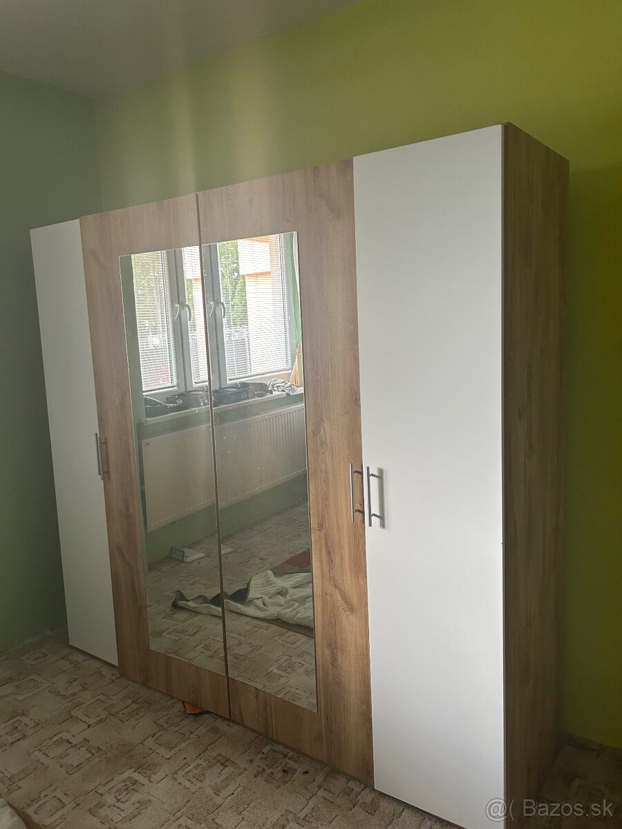 skriňa na predaj