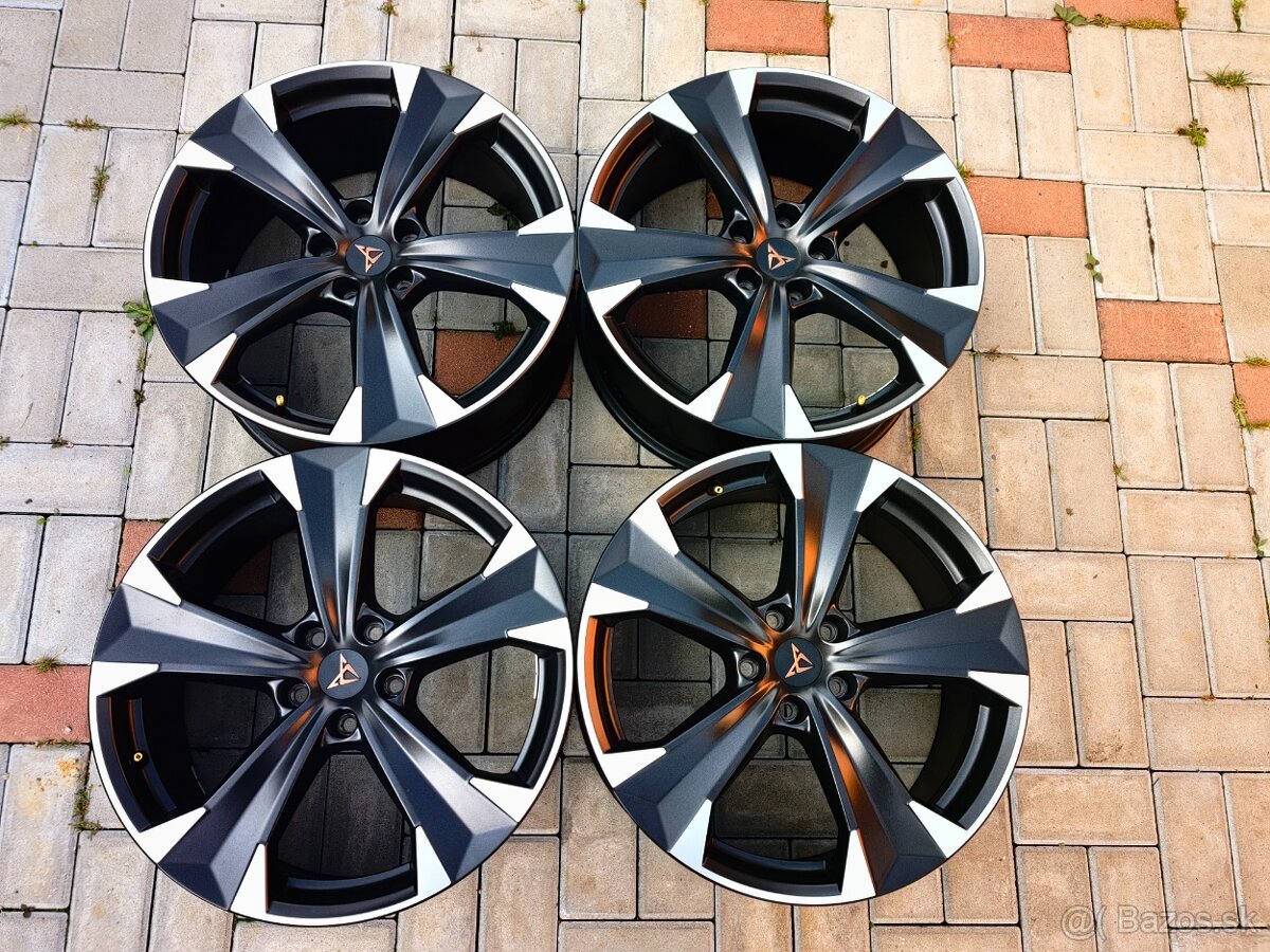 Cupra formentor, Seat,Škoda,Volkswagen 5x112 r19