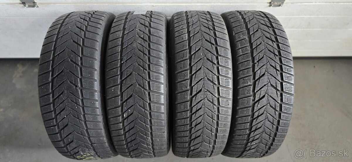 Zimné pneu Vredestein Wintrac Xtreme S 235/55 r17 99H