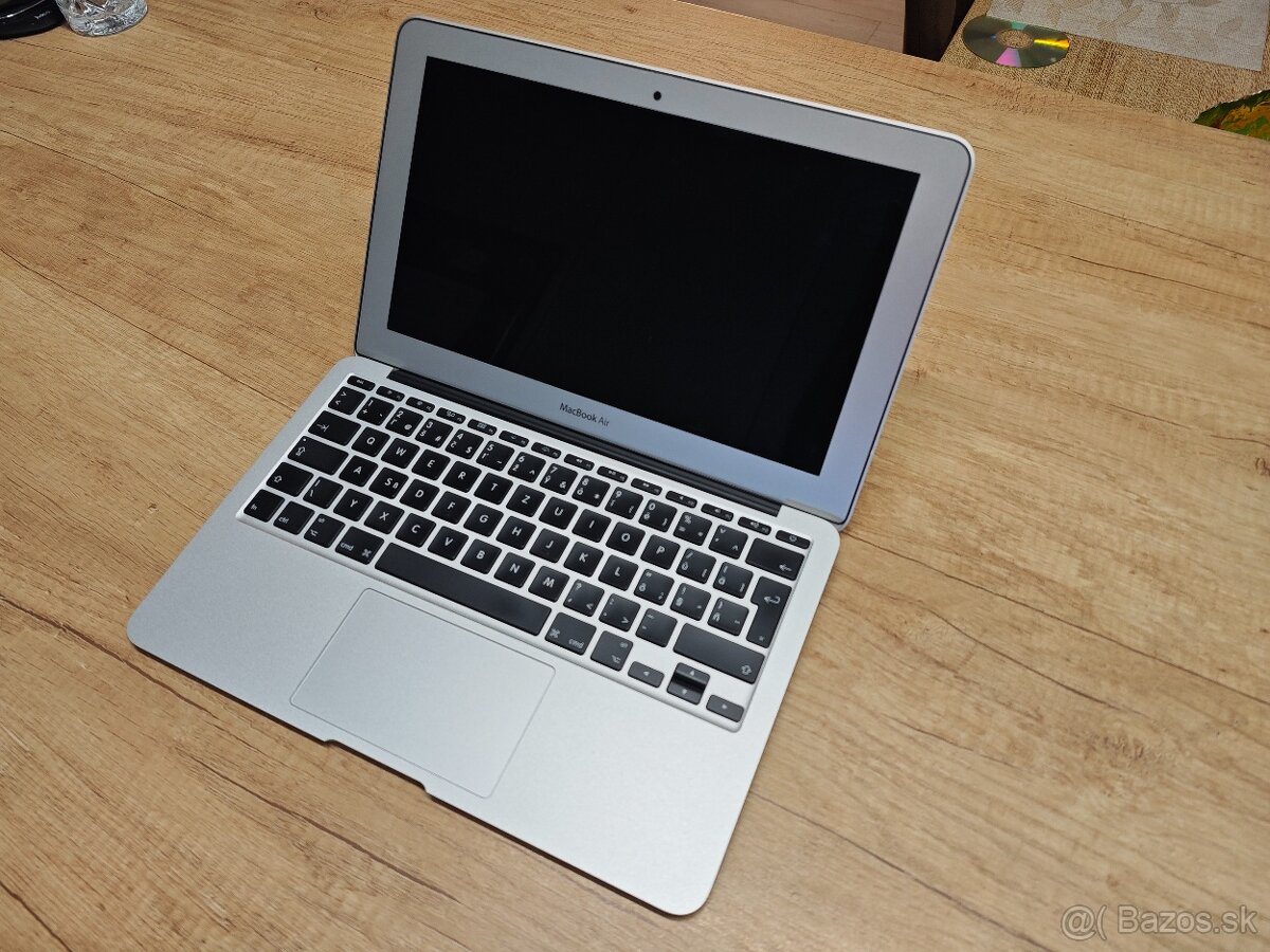 Apple Macbook Air 11 2015 A1465