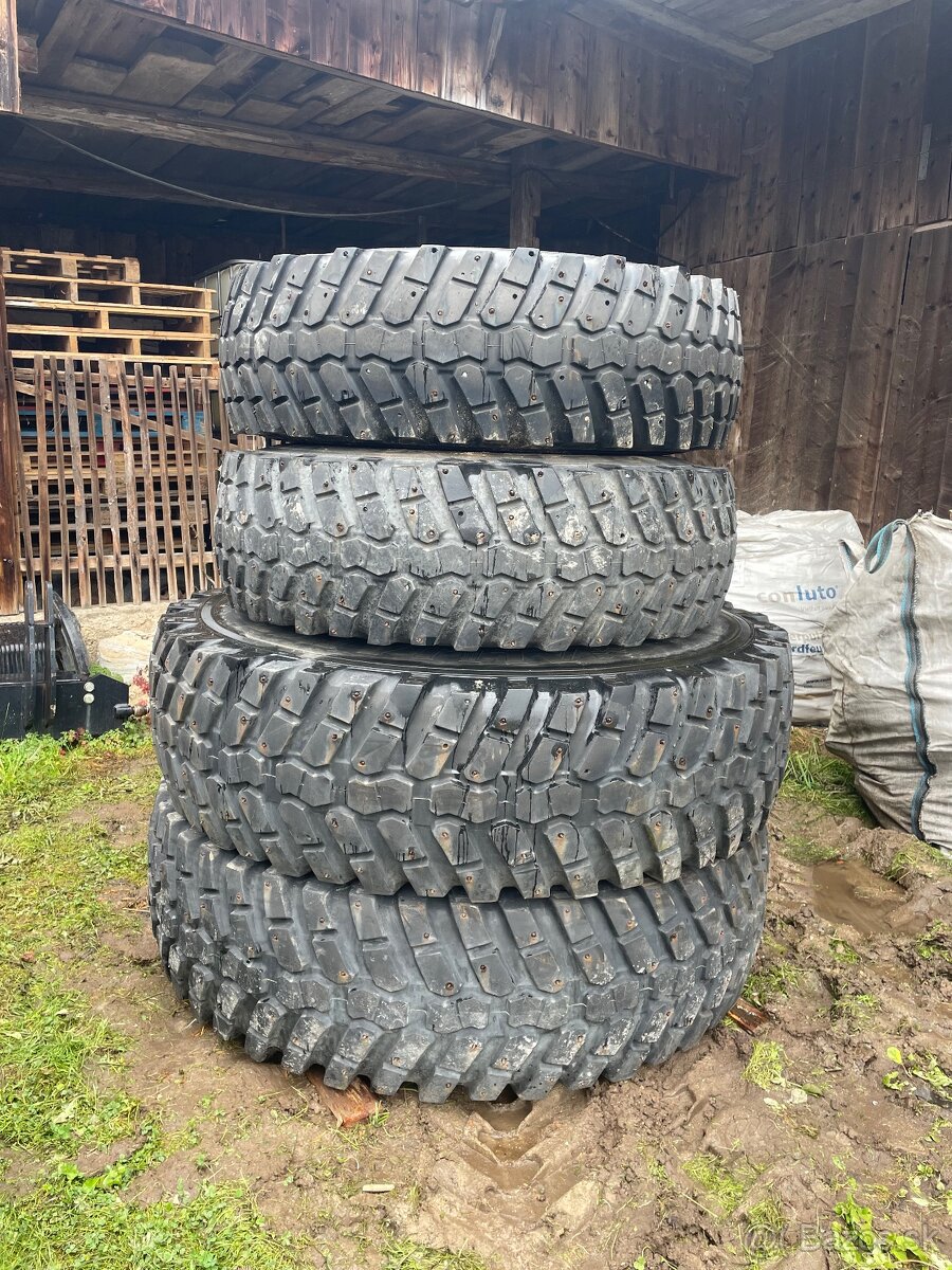 Predám kolesa na traktor Značka Alliance