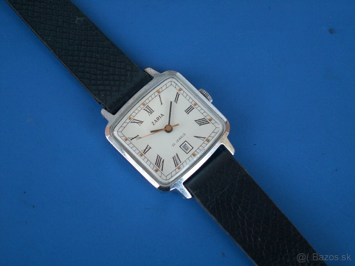 Hodinky Zaria s dátumovkou .