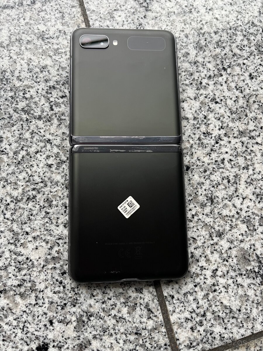 Samsung Galaxy Z Flip 5G – 256 GB