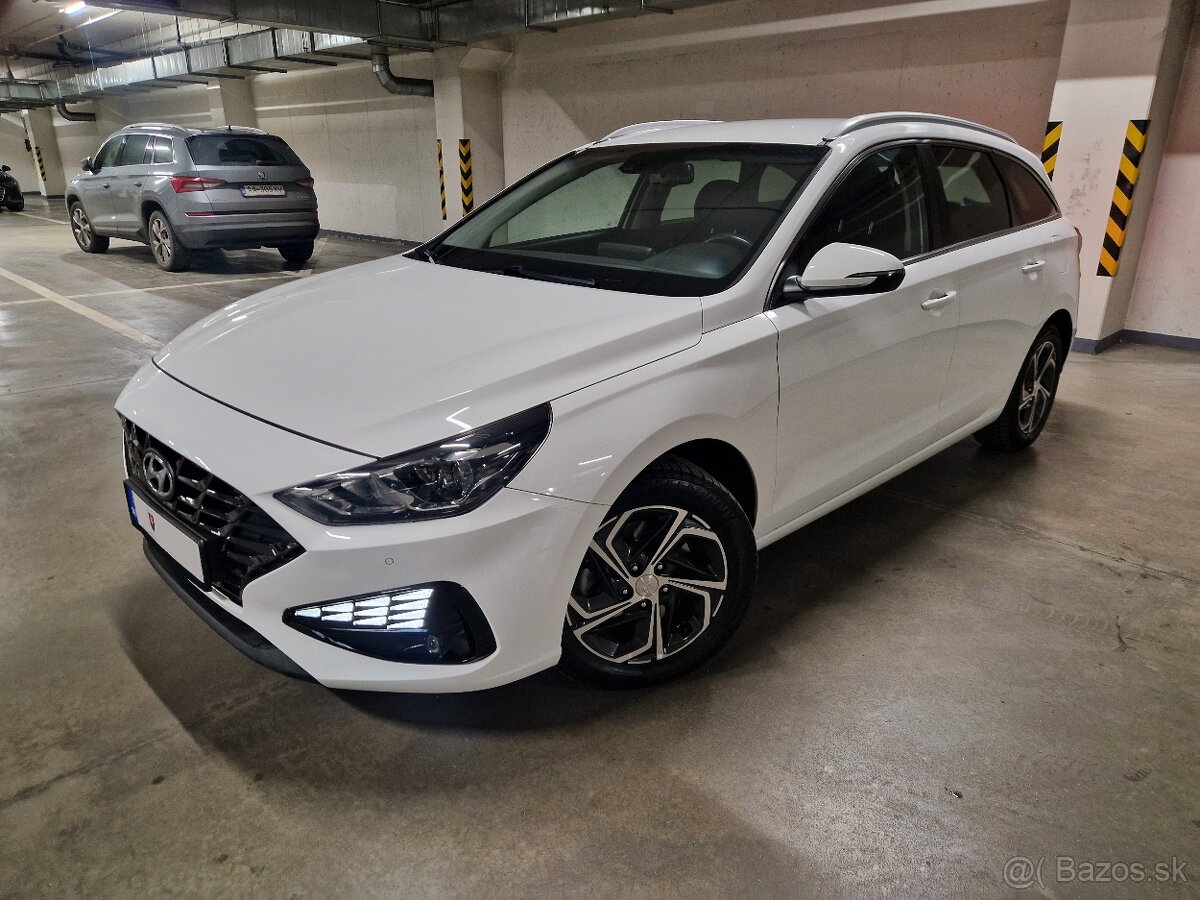 Hyundai i30 combi family 1.5i DPi 81kW 48000km facelift CW