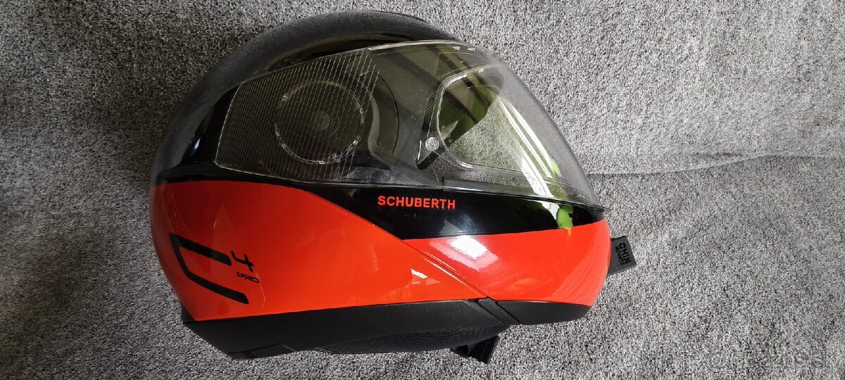 Predá helmu SCHUBERTH C4 PRO