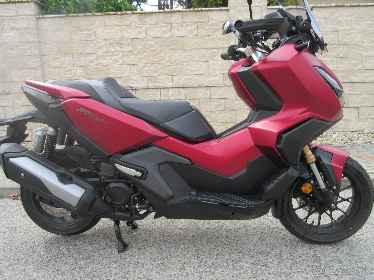 Predám Hondu ADV 350