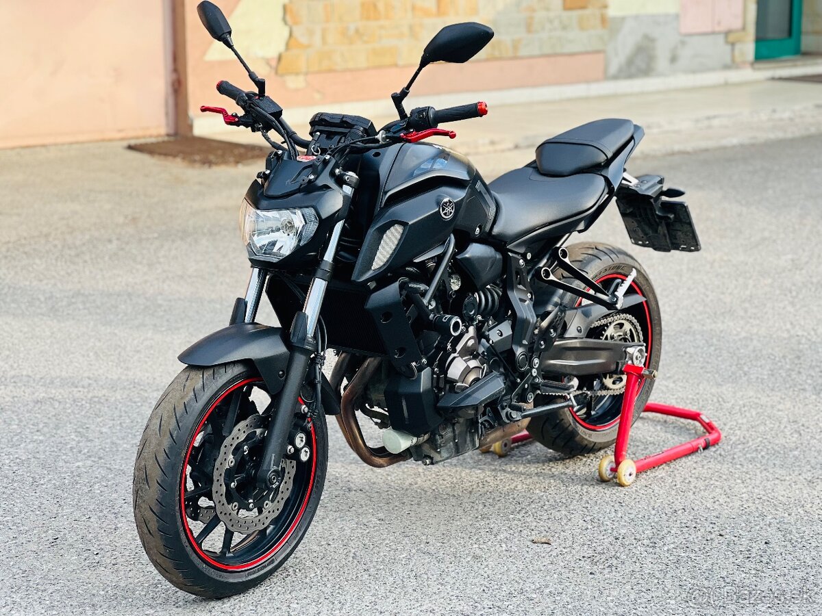 Yamaha MT 07 9/2020 kupena na SK