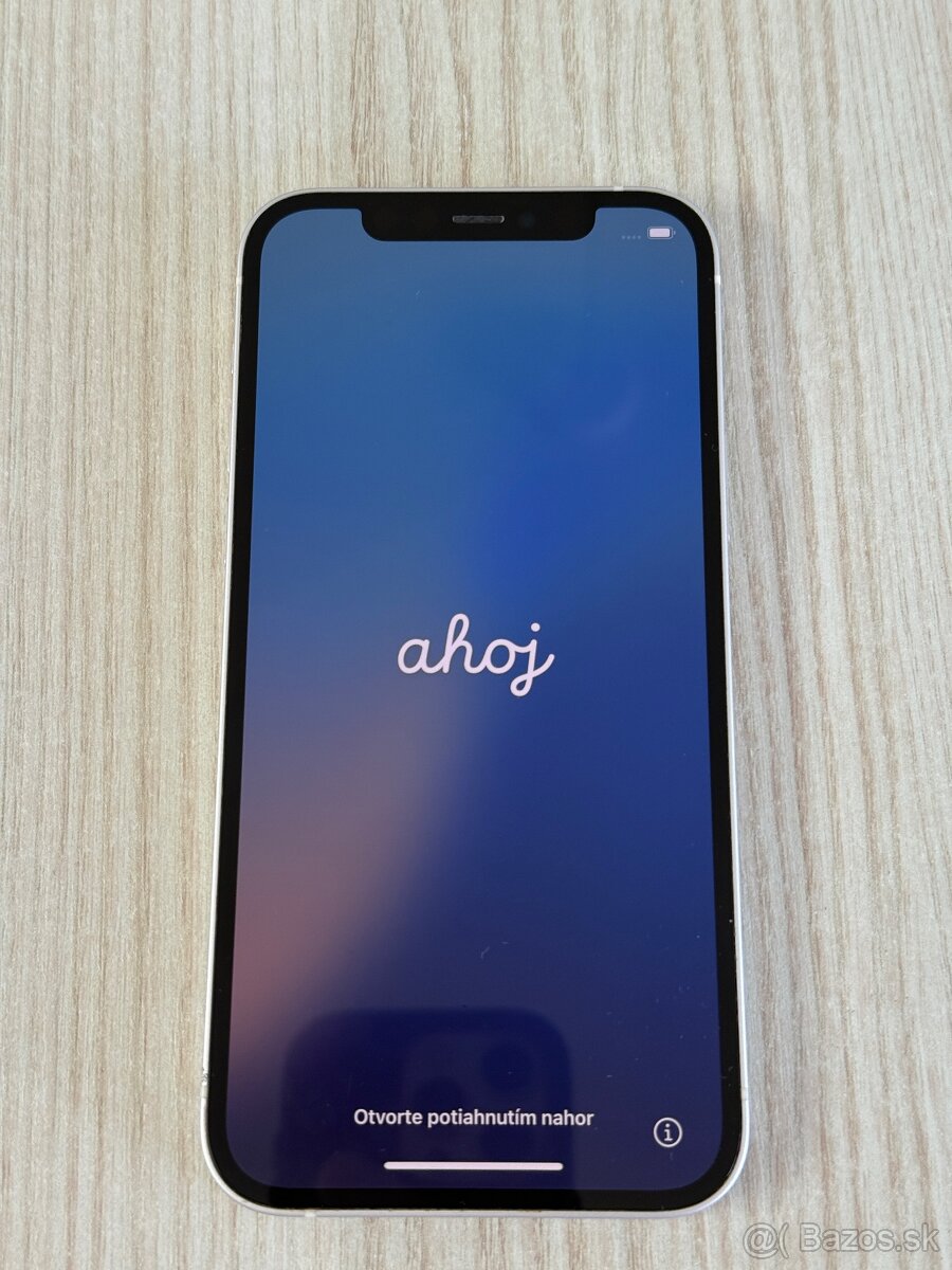 Predám krásny zachovalý iPhone 12 nepoužívaný