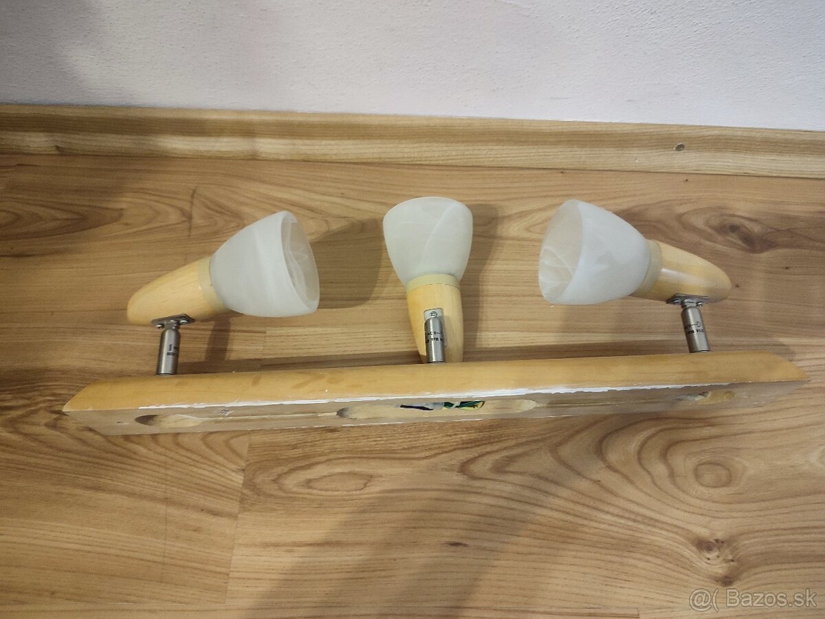 Drevená lampa
