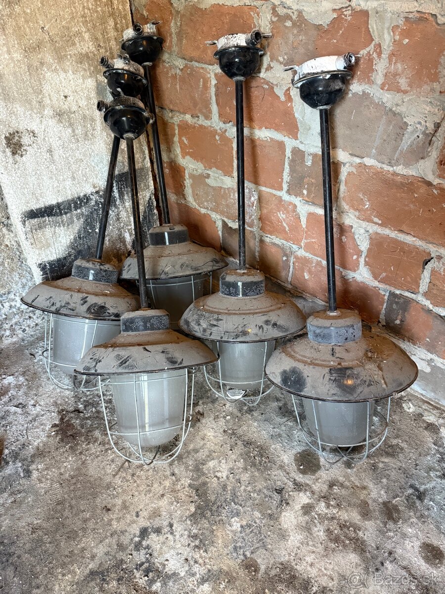 Priemyselné lampy