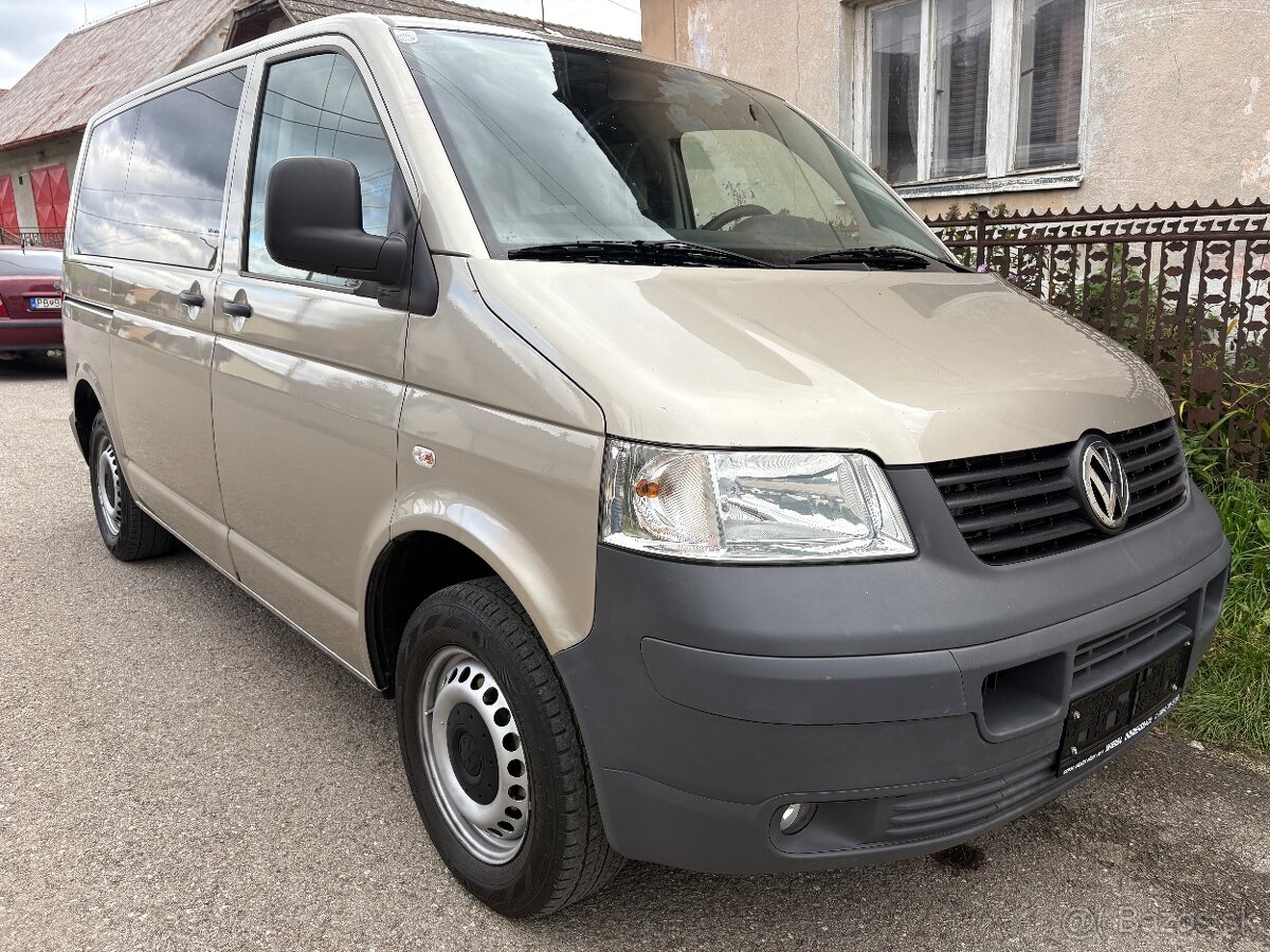 Vw transporter caravelle 2,5 tdi 2009