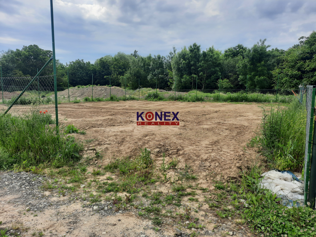 Pozemok v tichej lokalite v mestskej časti Vrbovec, Michalov