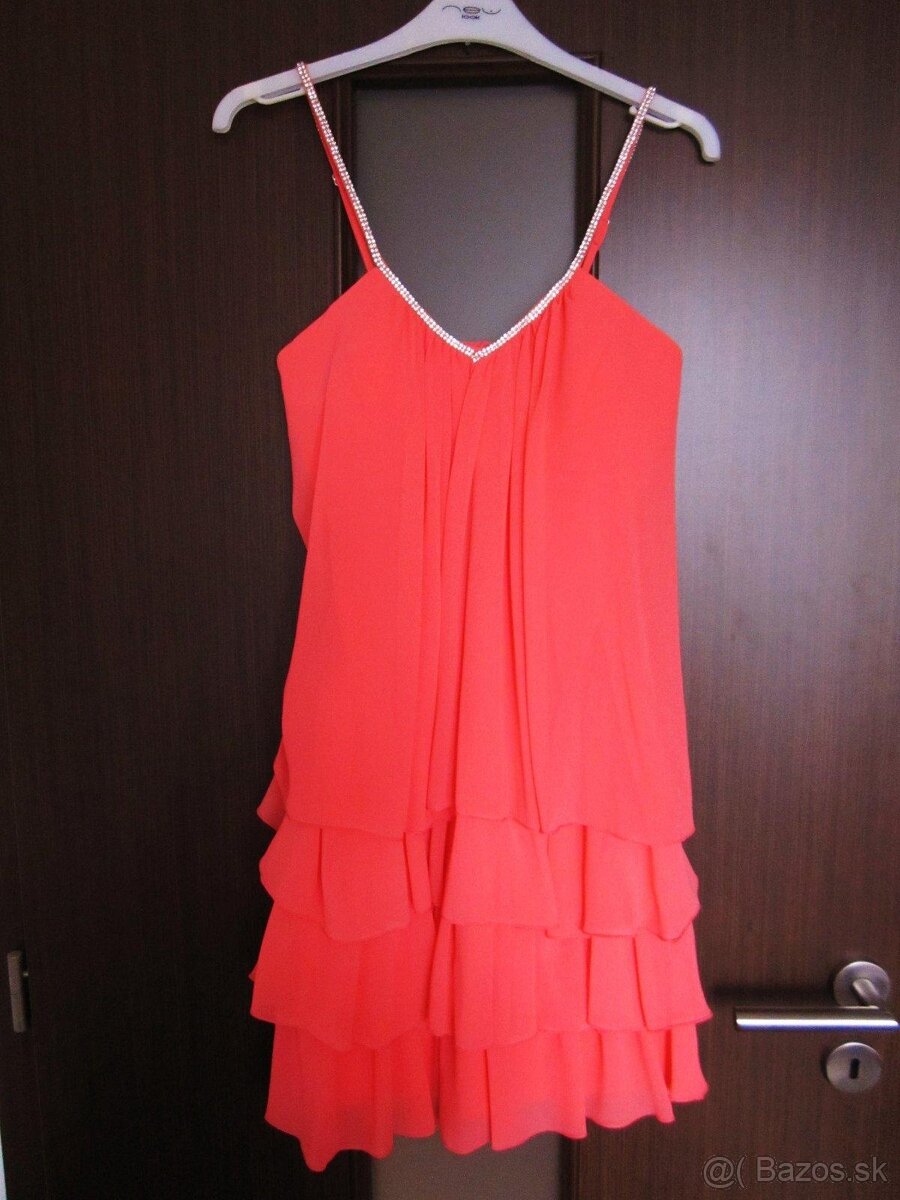 spolocenske saty - koralova farba